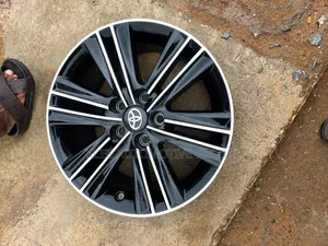 Lexus ES350 17"inches Alloy Wheels