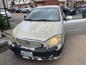 Toyota Corolla 2007 Silver