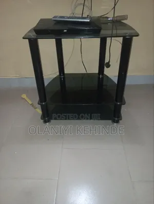 TV Stand /TV Shelf Plus Sony DVD