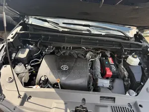 Toyota Highlander XLE 2021 Black
