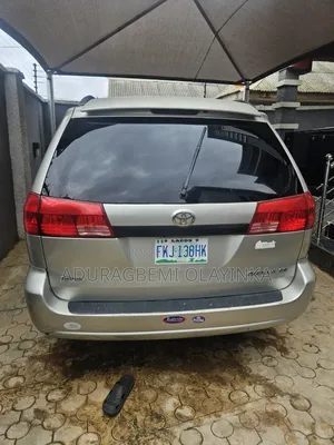 Toyota Sienna CE 2005