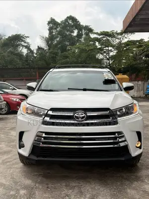 Toyota Highlander Limited 4x4 V6 (3.5L 6cyl 8A) 2017 White