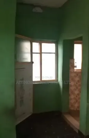 Furnished Mini Flat in Ebute Metta for rent