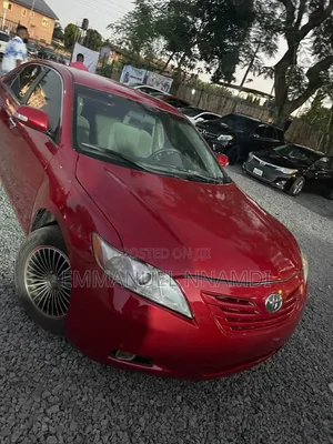 Toyota Camry LE 4dr Sedan (2.4L 4cyl 5A) 2009