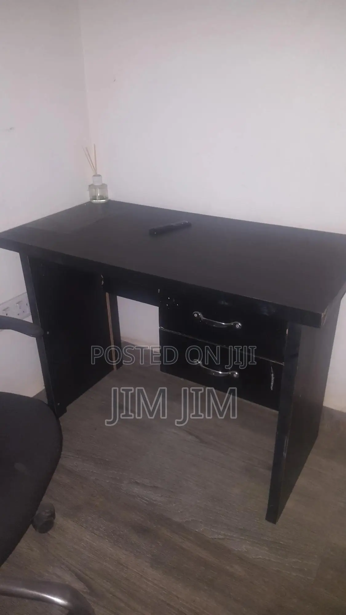 Office Chair and Table