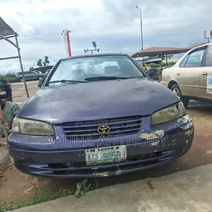 Toyota Camry Automatic 1999 Blue
