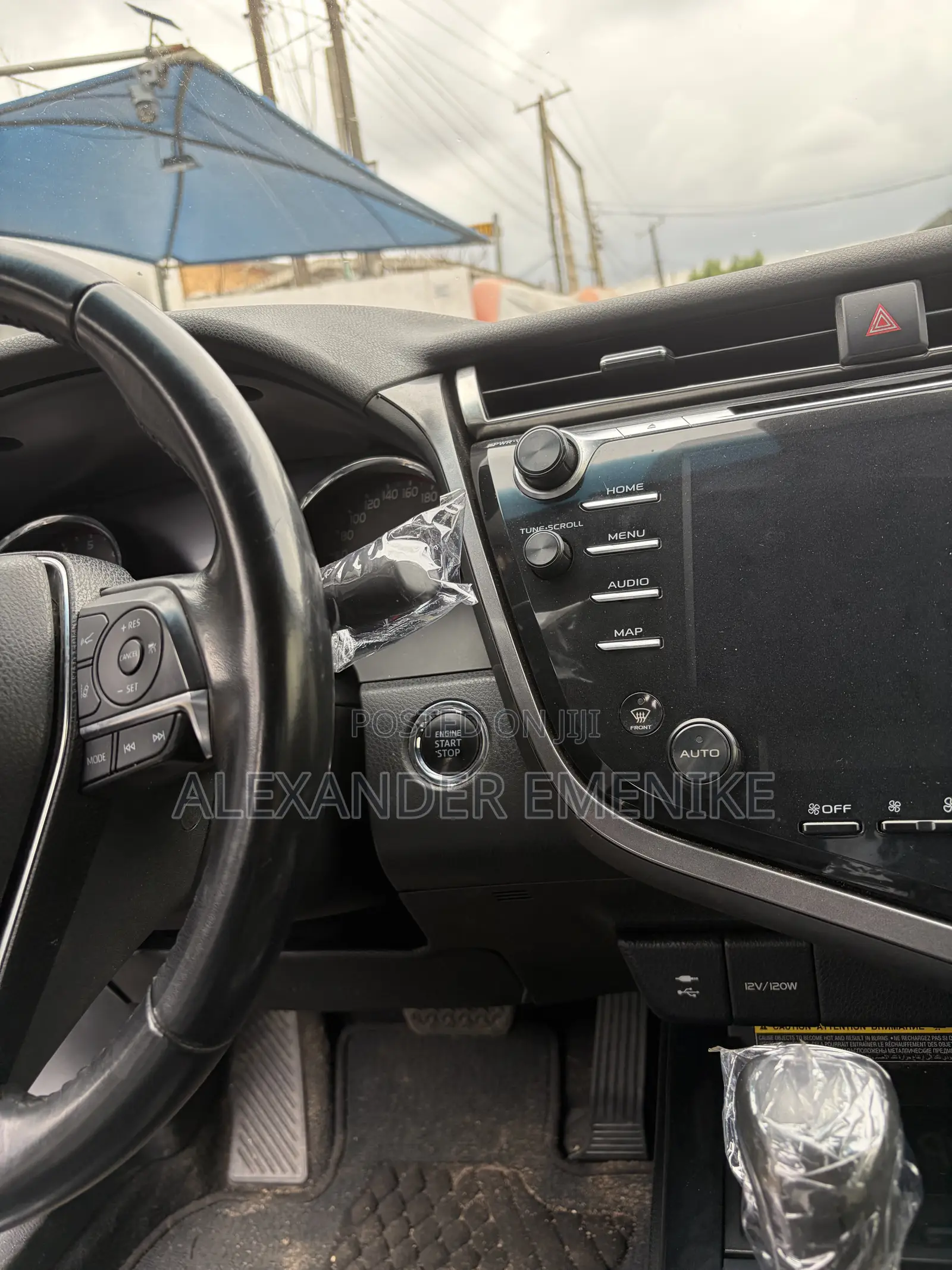 Toyota Camry 2019