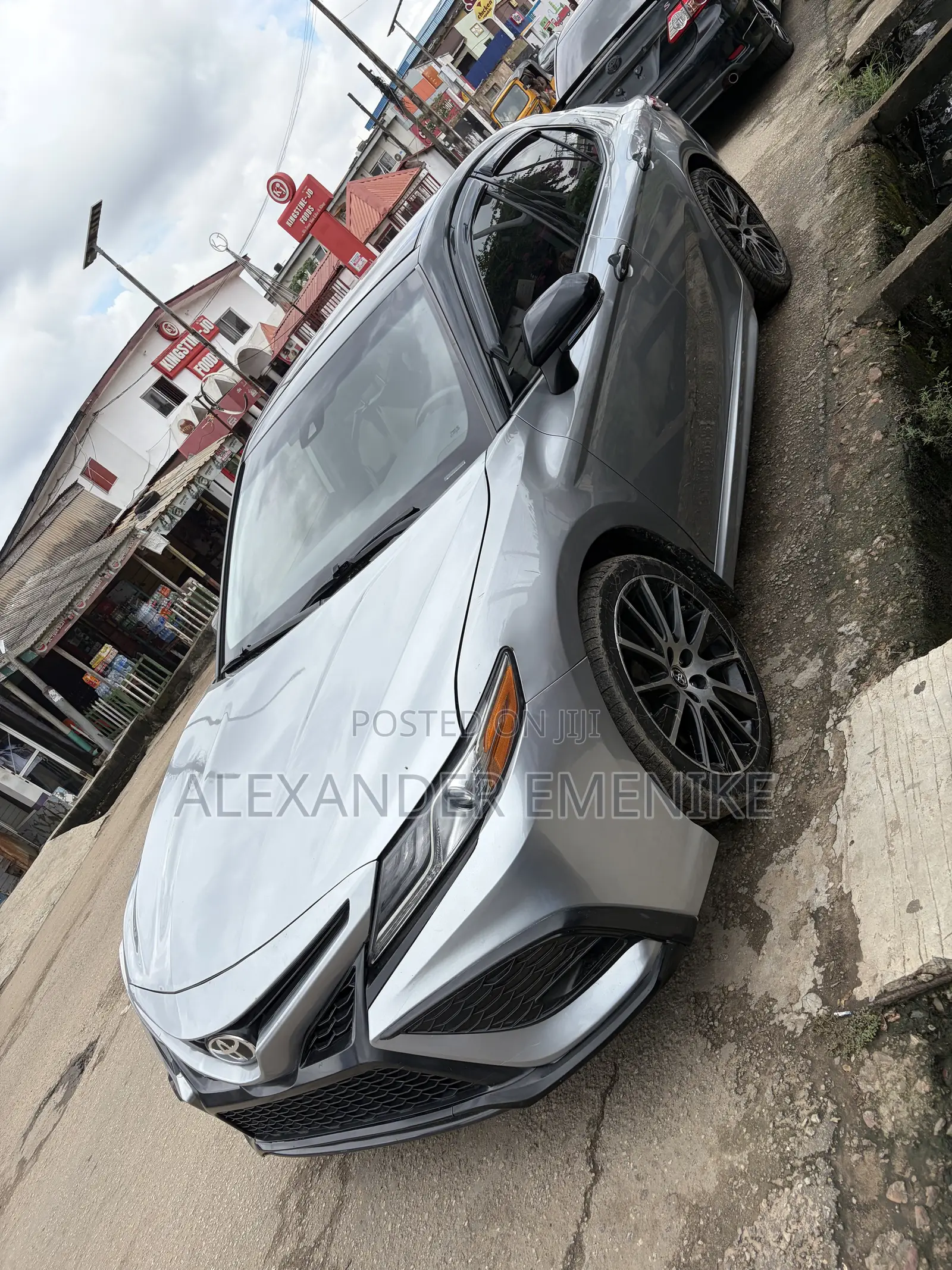 Toyota Camry 2019