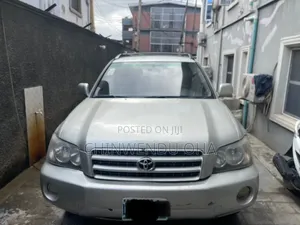 Toyota Highlander 2004 Silver