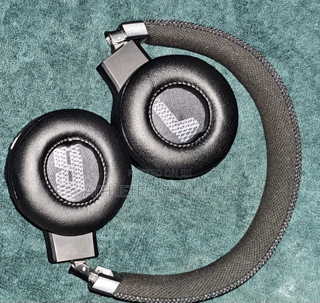 JBL Live 460nc