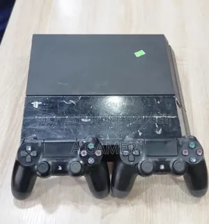 PS4 WITH 2 PADS (Discount Price)
