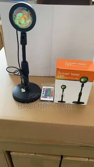 USB-powered Multi-Color LED Sunset Projection Atmosphere Lamp