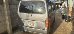 Suzuki Every 2003