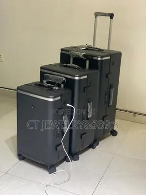 Luxury Hardshell Smart Travel Suitcases Equipped USB Charging Port