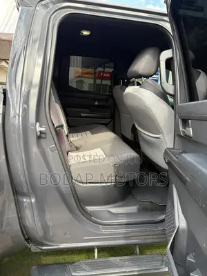 Toyota Tacoma 2026 Gray