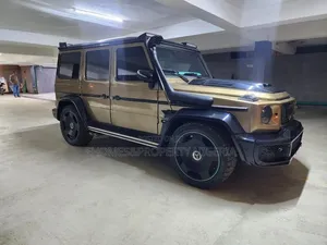 Mercedes-Benz G-Class 2025 Gold