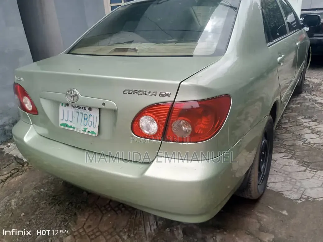 Toyota Corolla 2005 Green