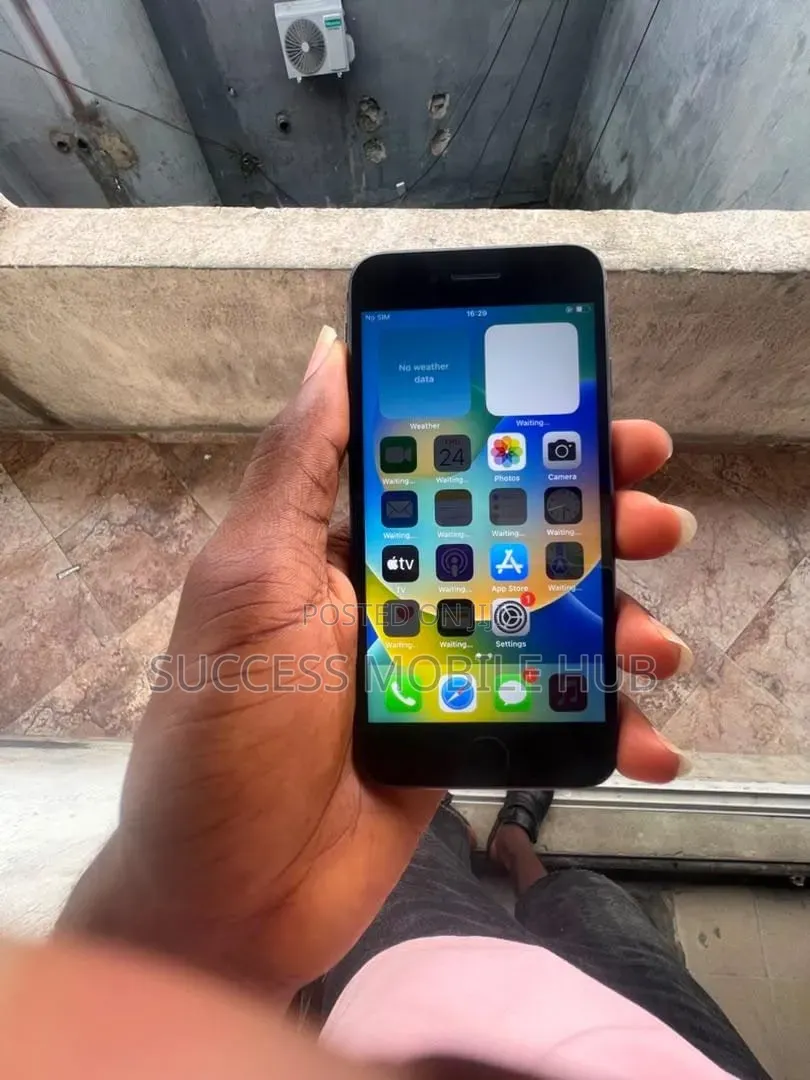 Apple iPhone 8 64 GB Black