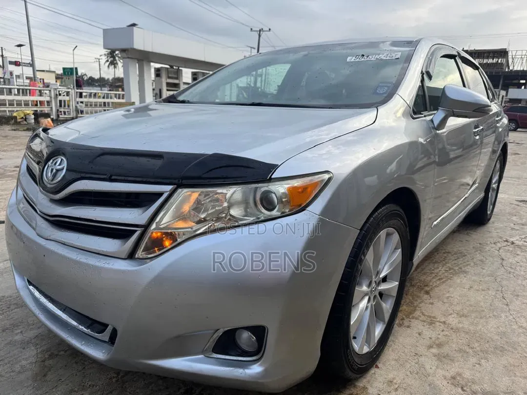 Toyota Venza 2015 Silver