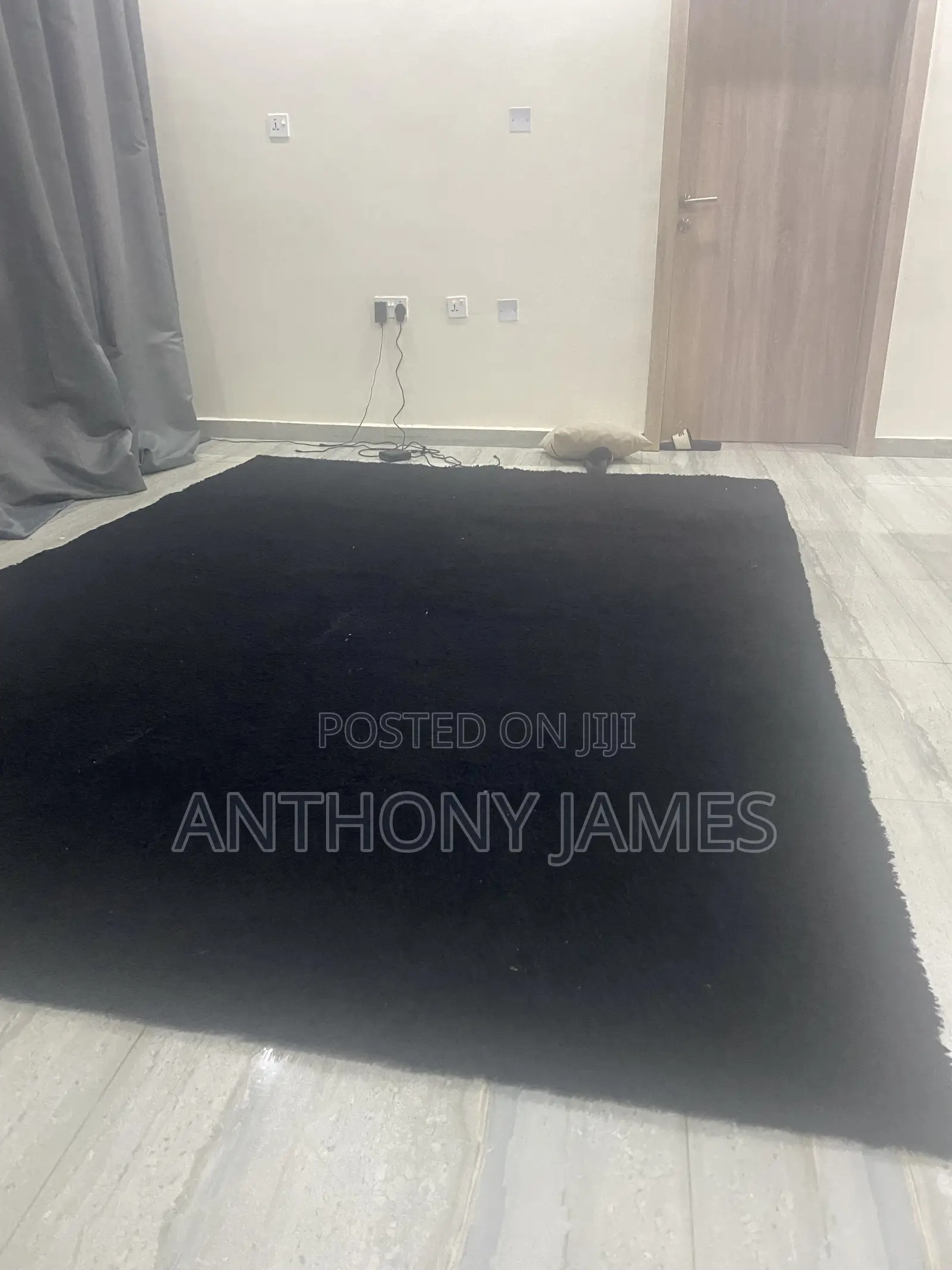 Indoor 7by10ft Rug