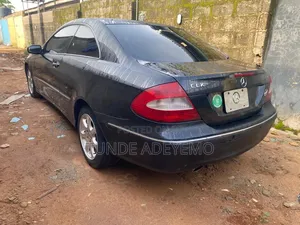 Mercedes-Benz CLK 2005 Black