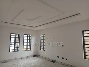6bdrm Duplex in Ikeja, Allen Avenue for rent