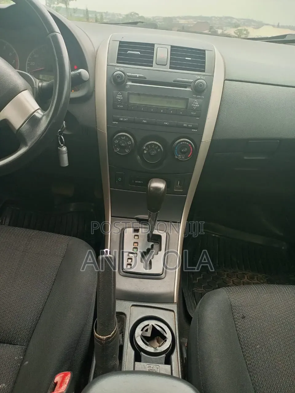 Toyota Corolla 2012 Silver