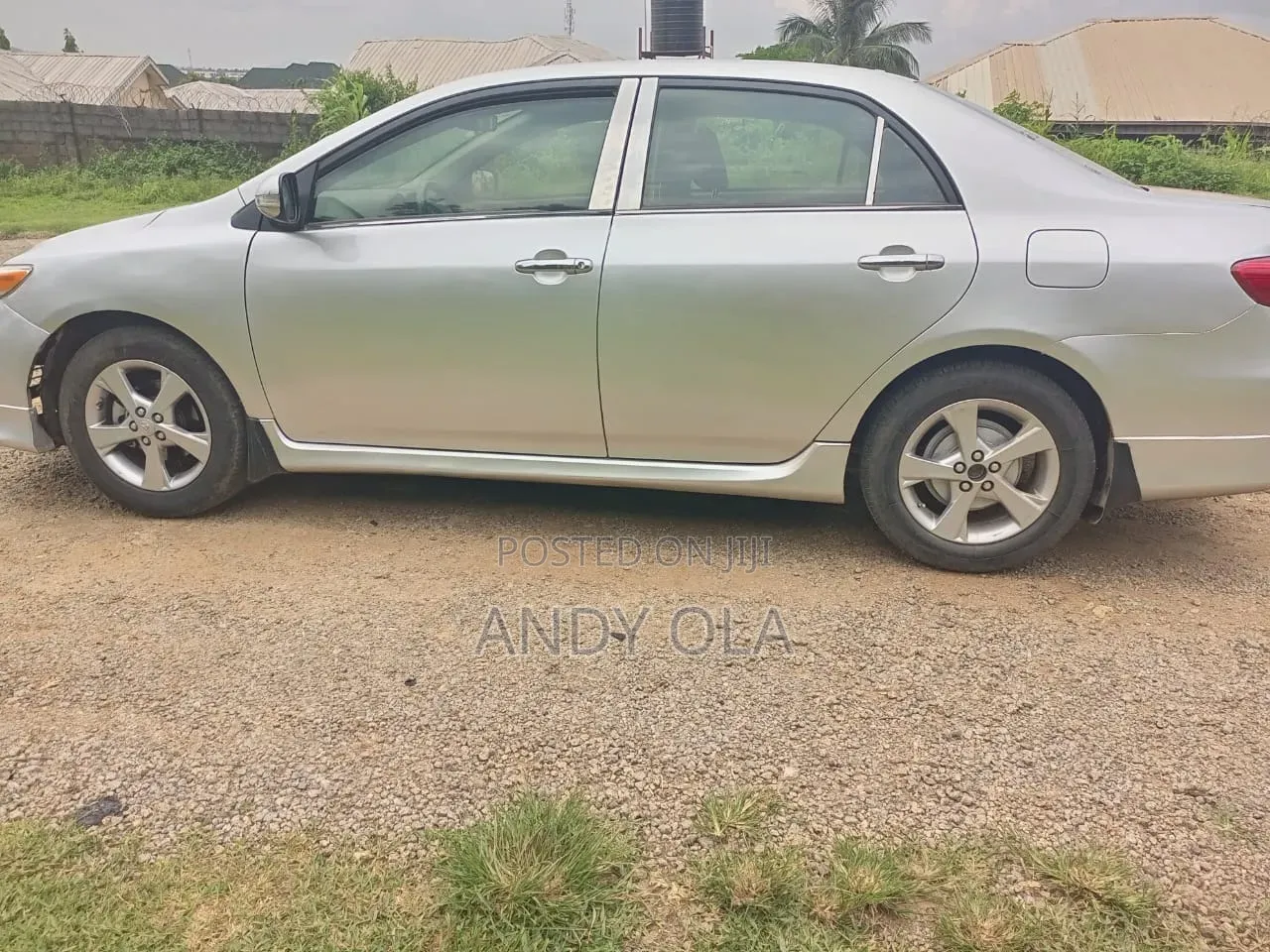 Toyota Corolla 2012 Silver