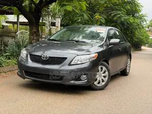 Toyota Corolla 2010 Gray