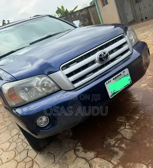Toyota Highlander Base AWD 2004 Blue