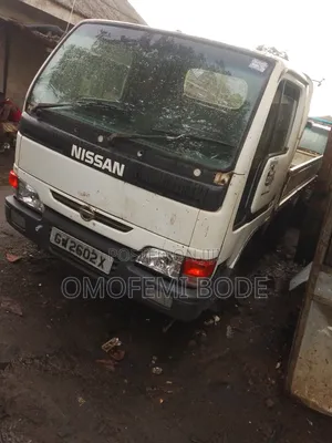 Nissan Cabstar 2002 White 