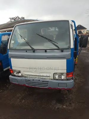 Nissan Cabstar Six Tyres With Big Bucket Diesel Engine