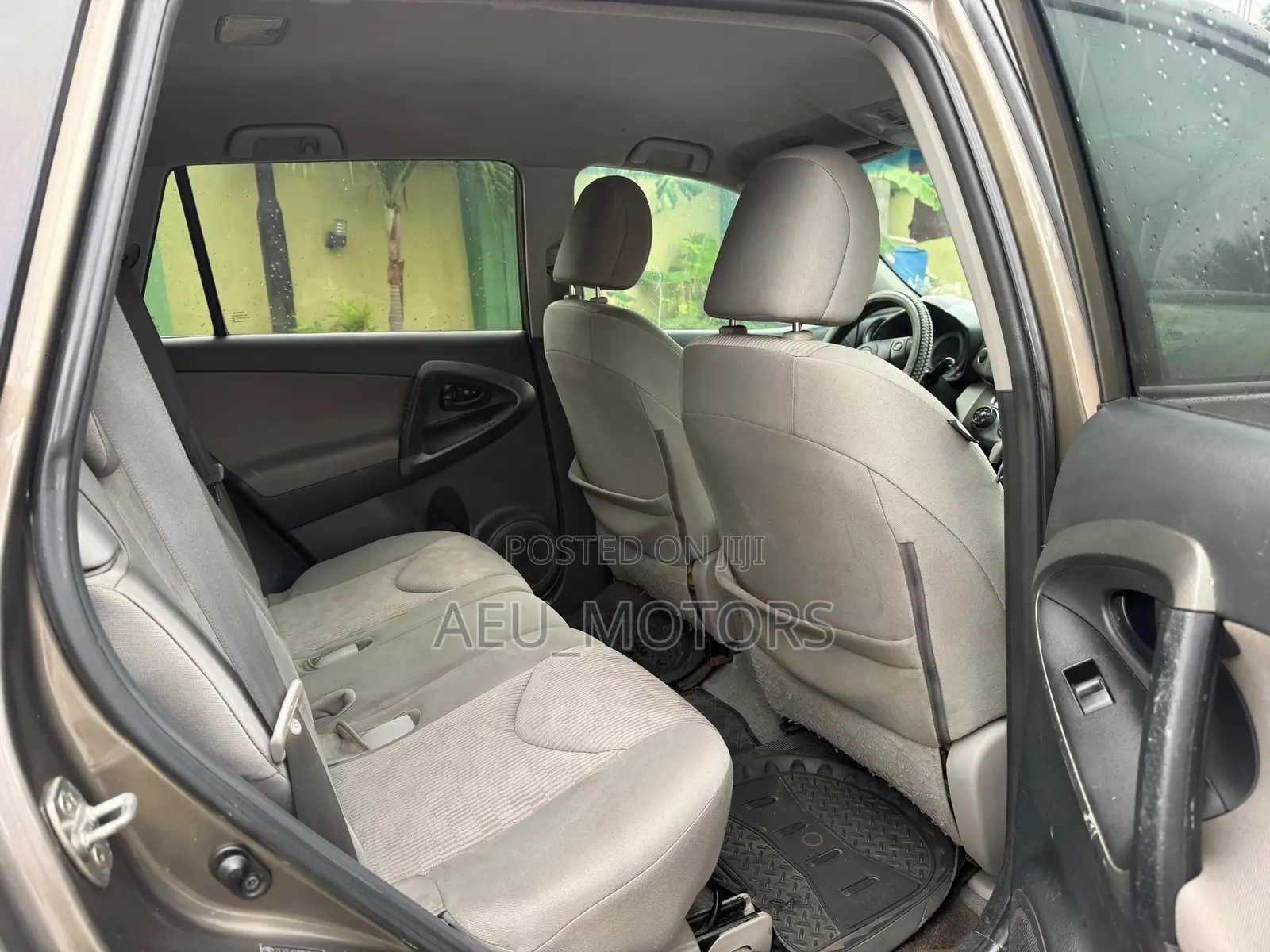 Toyota RAV4 2011 Gray