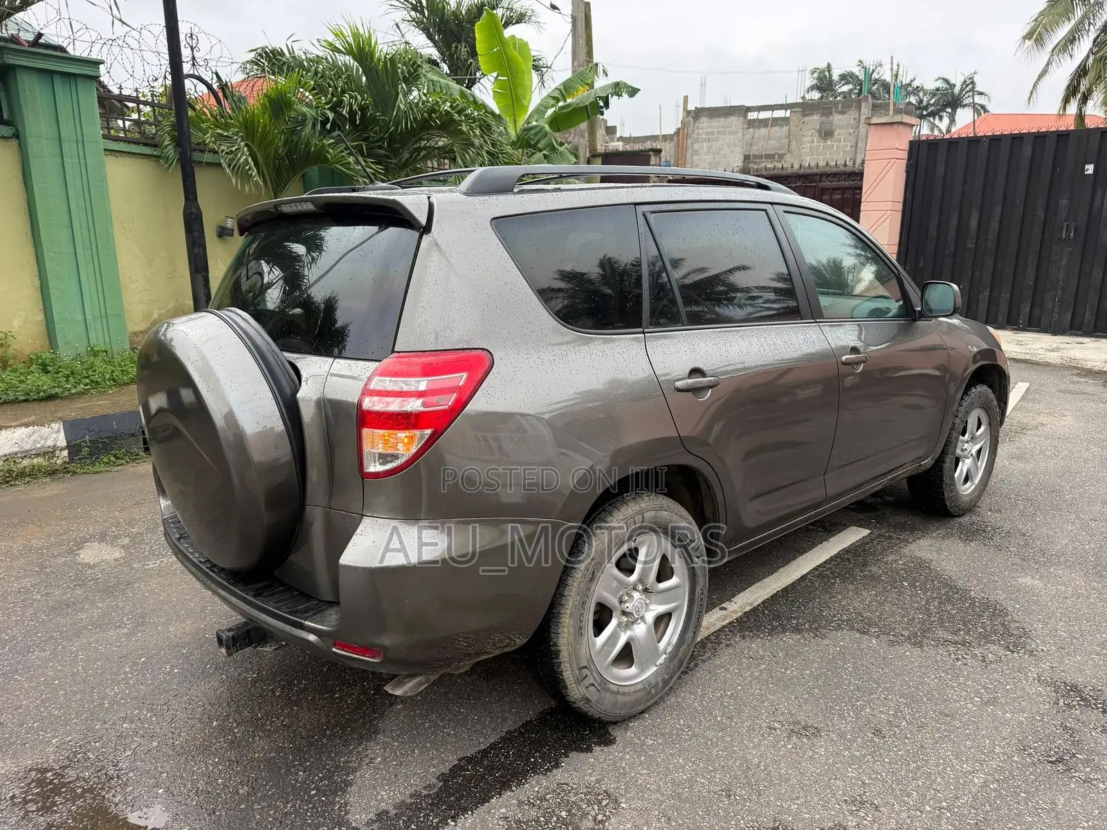 Toyota RAV4 2011 Gray