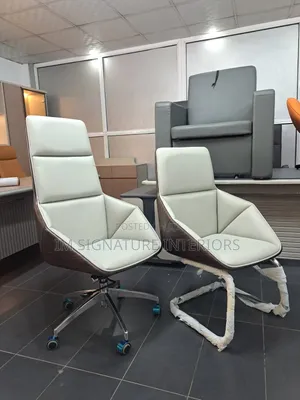 Stylish Classic Office Chair