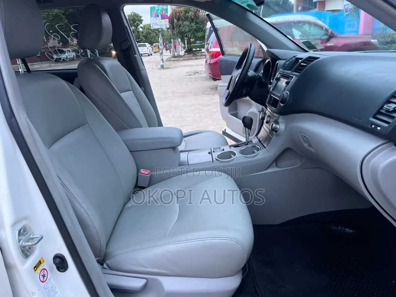 Toyota Highlander 2013 White