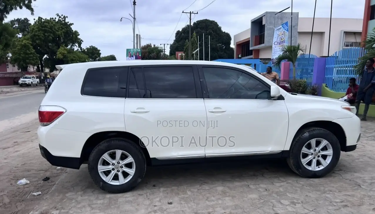 Toyota Highlander 2013 White