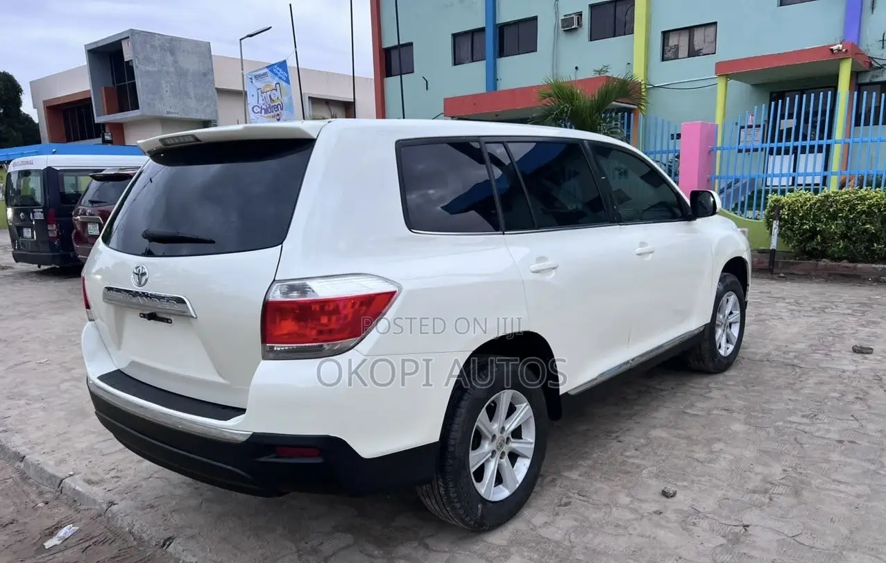 Toyota Highlander 2013 White