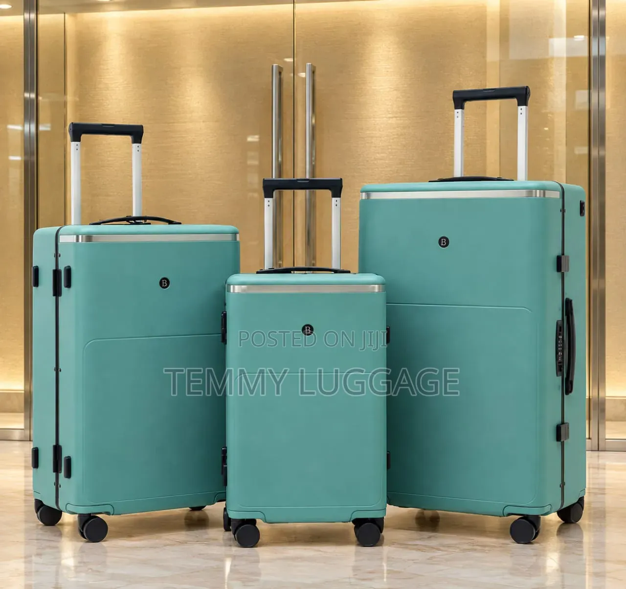 Luxury and Unique Hardshell Luggage Boxes With USB Cable