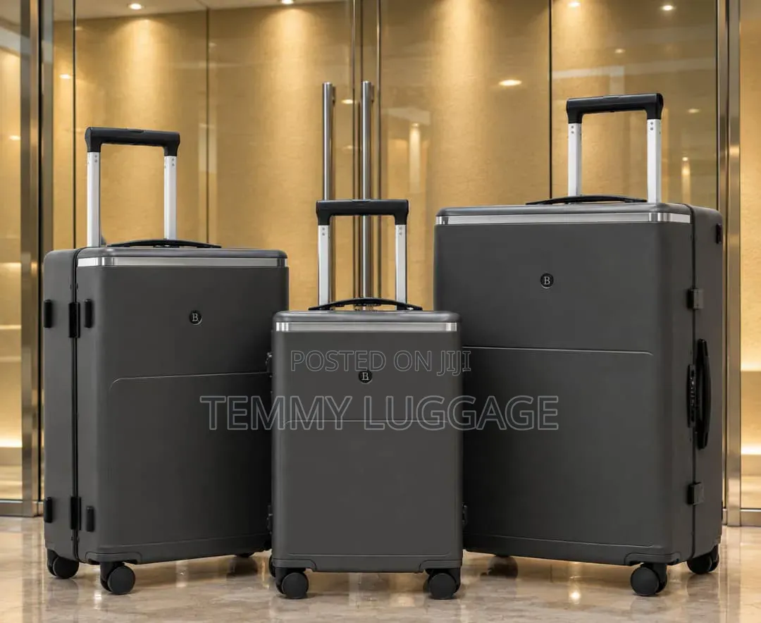 Luxury and Unique Hardshell Luggage Boxes With USB Cable