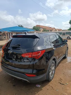 Hyundai Santa Fe 2014 Black