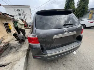 Toyota Highlander 2013 Gray