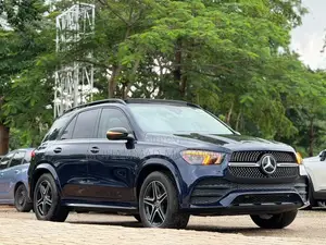 Mercedes-Benz GLE-Class 2021 Blue