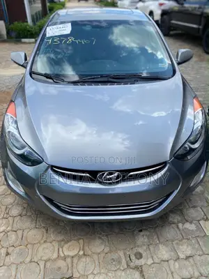 Hyundai Elantra Limited Sedan FWD (1.8L 4cyl 6A) 2013 Gray