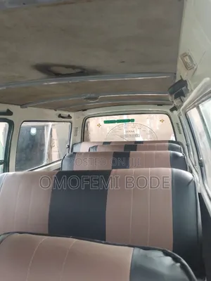 Toyota HiAce 1999 White