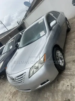 Toyota Camry XLE 4dr Sedan (2.4 4cyl 5A) 2008 Silver