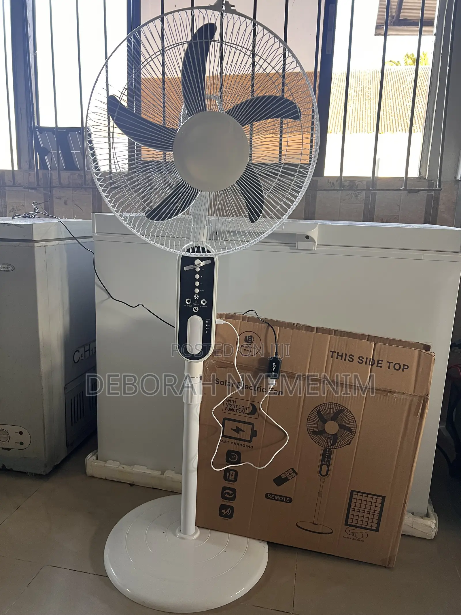 16”inch Rechargeable Standing Solar Fan + Panel + 2 Bulbs