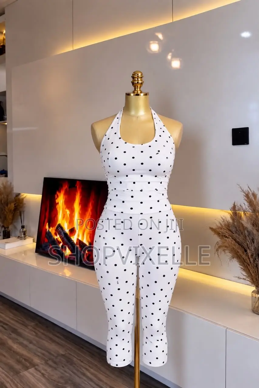Lady’s 2piece
