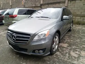 Mercedes-Benz R-Class R 500 4MATIC AWD 2011 Gray