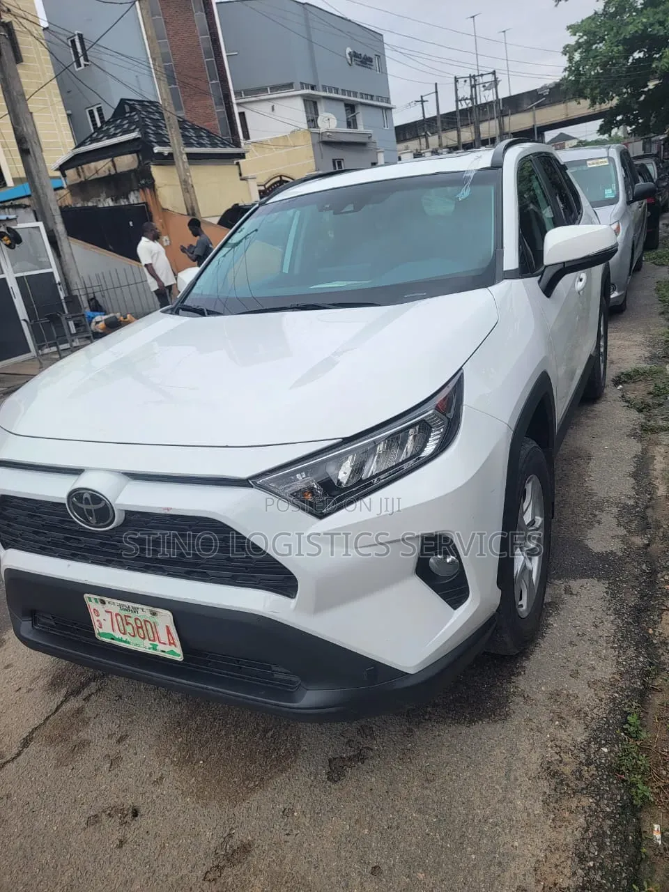 Toyota RAV4 2021 White